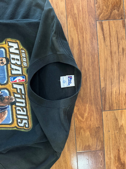 1998 Chicago Bulls v Utah Jazz Vintage NBA Finals Cropped Tee (M)