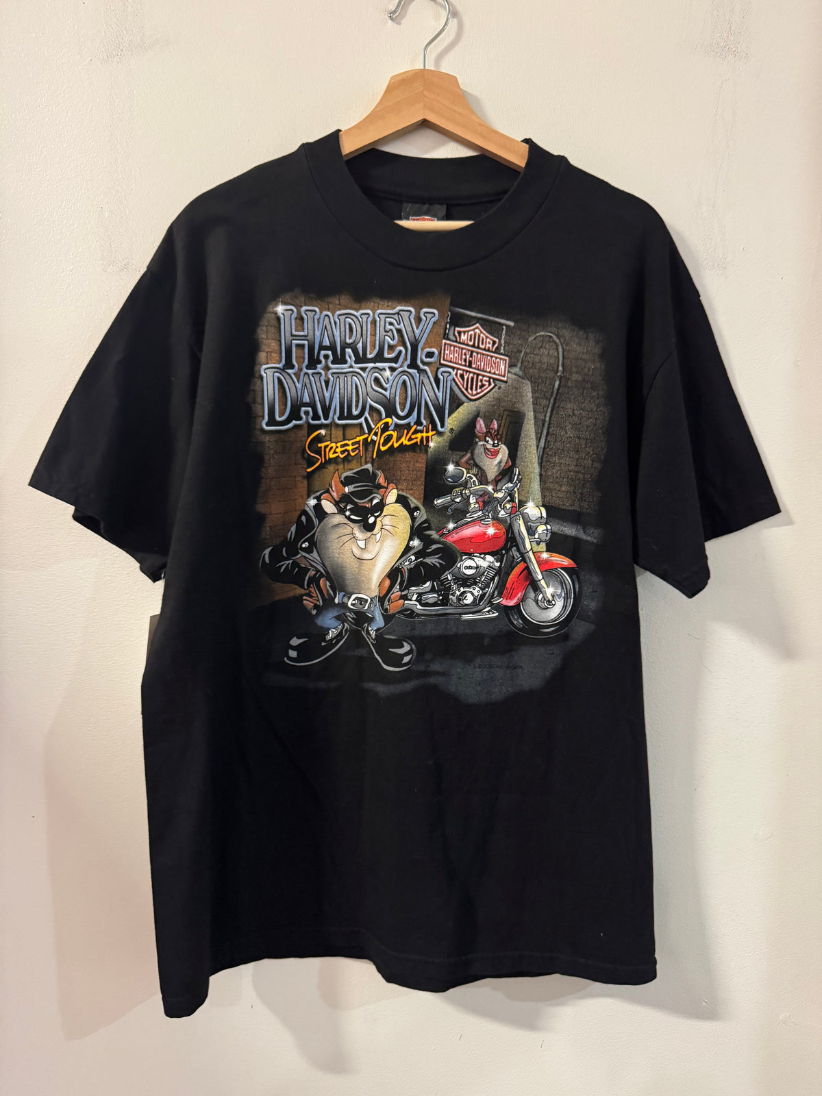 2000 Harley Davidson “Street Tough" Taz Looney Tee (L)
