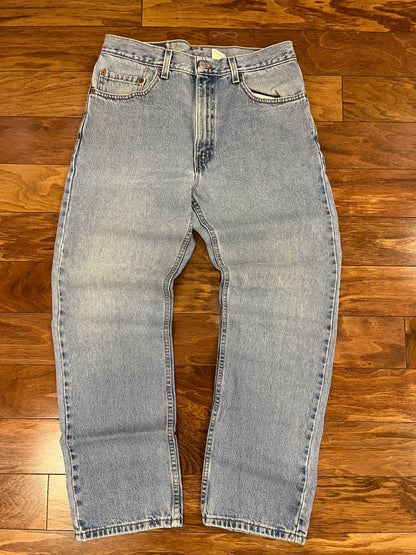 2002 Levi's 505 Classic Blue Jeans (33 x 30)