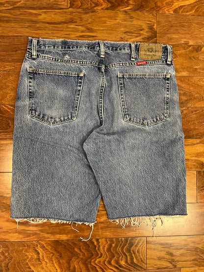 00s Wrangler Jean Shorts (36)