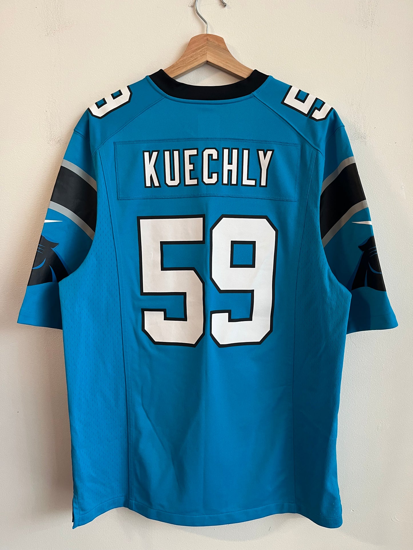 00s Carolina Panthers Luke Kuechly Electric Blue Jersey (M)
