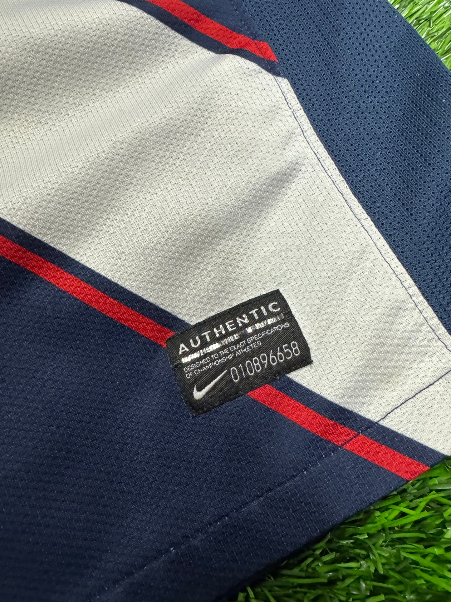 2010 USA Clint Dempsey #8 Vintage Nike World Cup Kit Jersey (L)