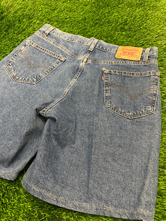 2001 Vintage Levi's 550 Dark Wash Jean Shorts (36)