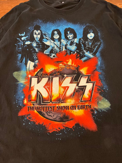2010 Kiss "Hottest Show on Earth" Music Tee (XL)