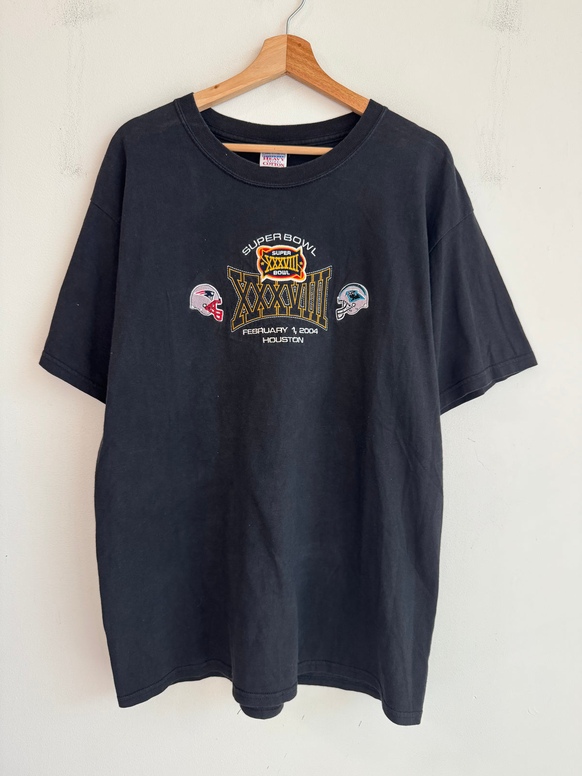 2004 Carolina Panthers vs New England Patriots Embroidered Super Bowl Tee (L)
