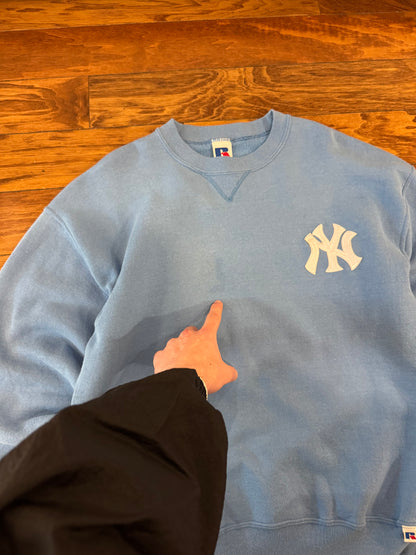 00s New York Yankees Baby Blue Essential Russell Athletics Crewneck (L)
