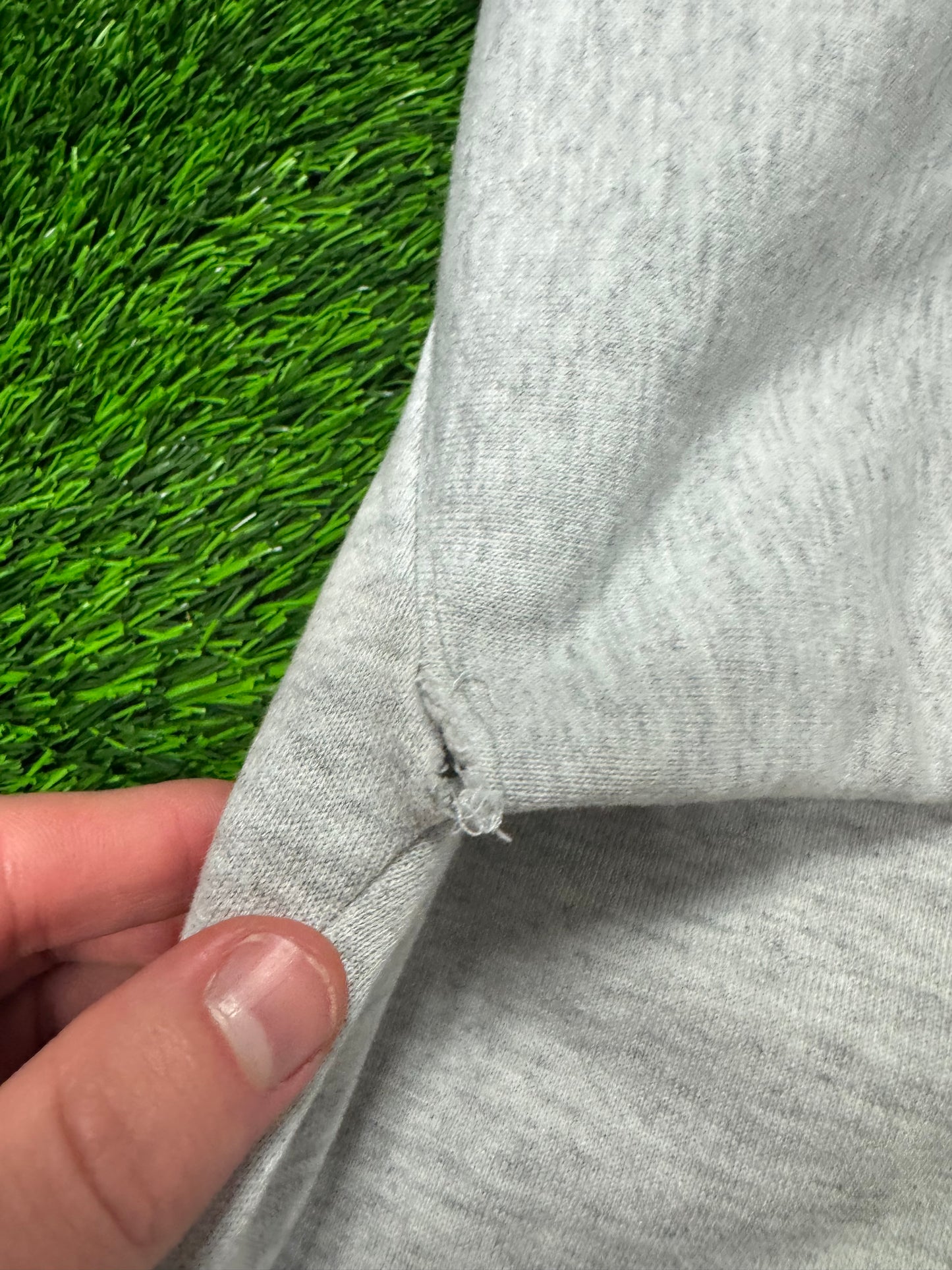 90s Chicago Bulls Vintage Distressed Nutmeg Crewneck (XL)