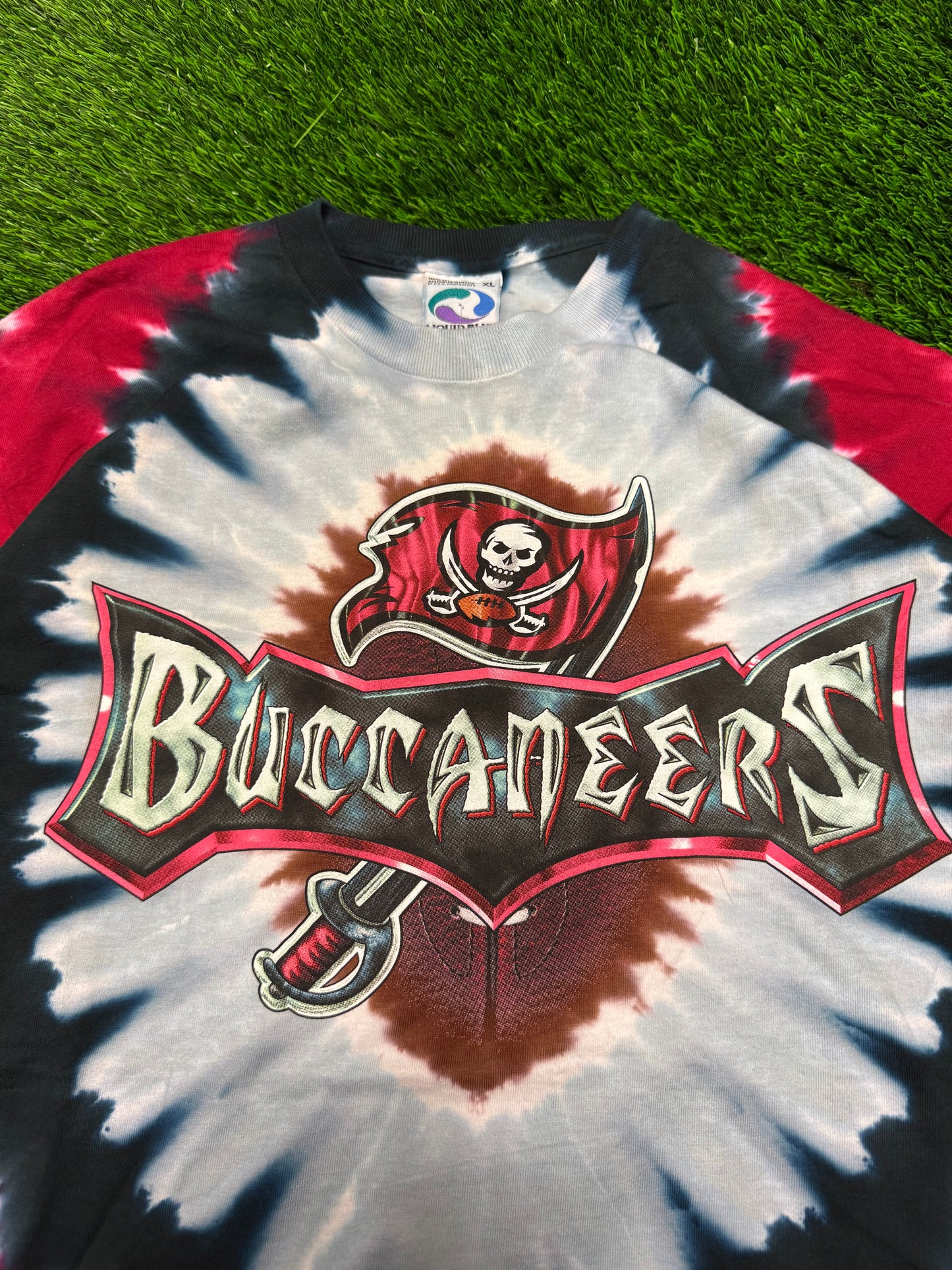 Vintage Tampa Bay Buccaneers Liquid Blue Tie Dye Deadstock Tee (XL)