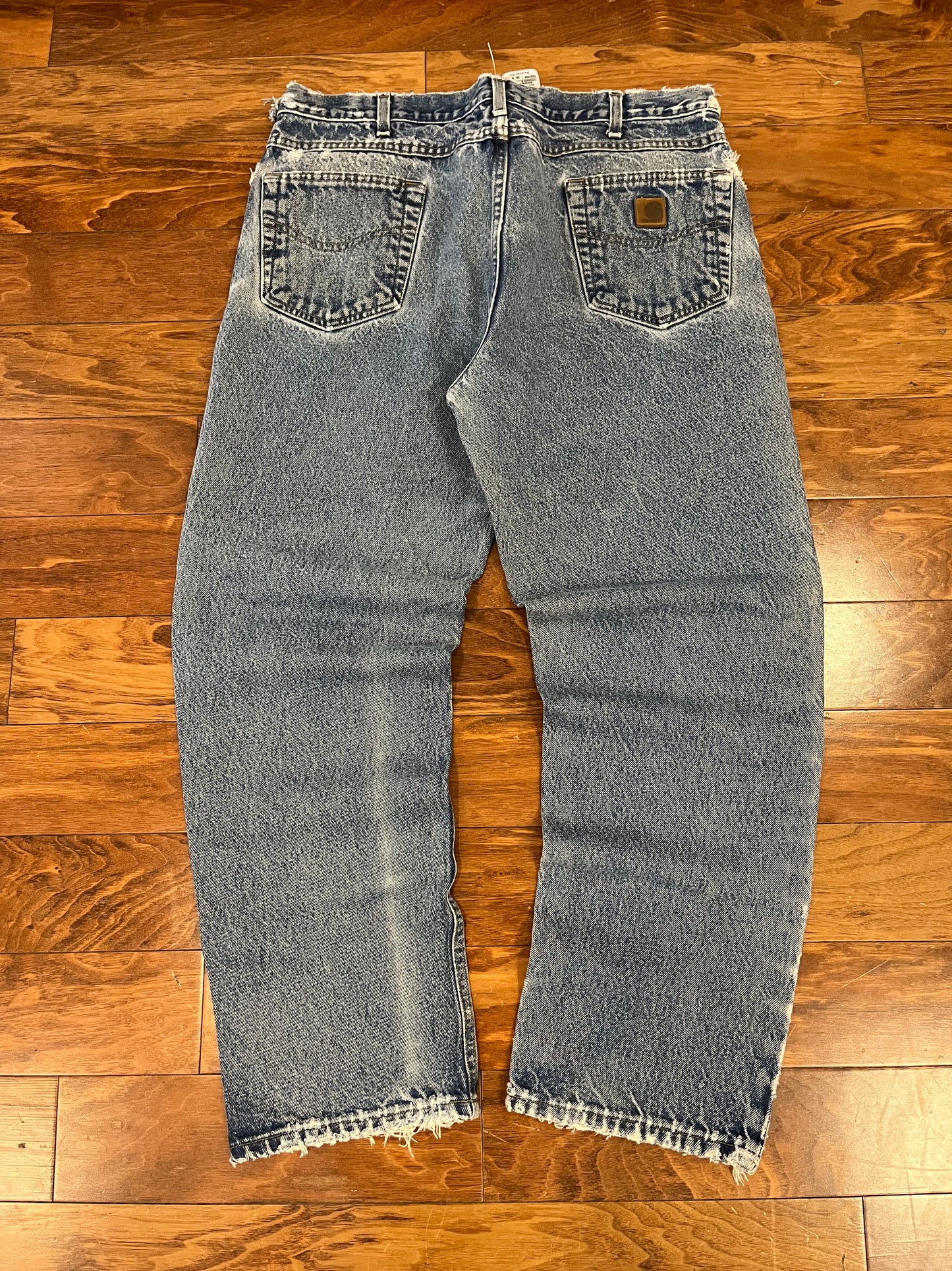 2008 Carhartt Distressed Blue Jeans (36 x 32)