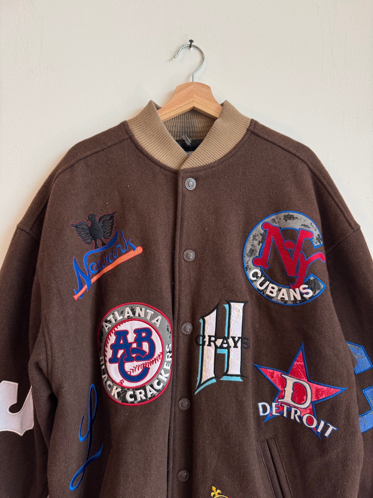 00s Negro League Baseball Mocha Patchwork Jacket (XL)