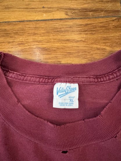 1995 UMASS Minutemen Vintage Distressed Cropped Tee (XL)