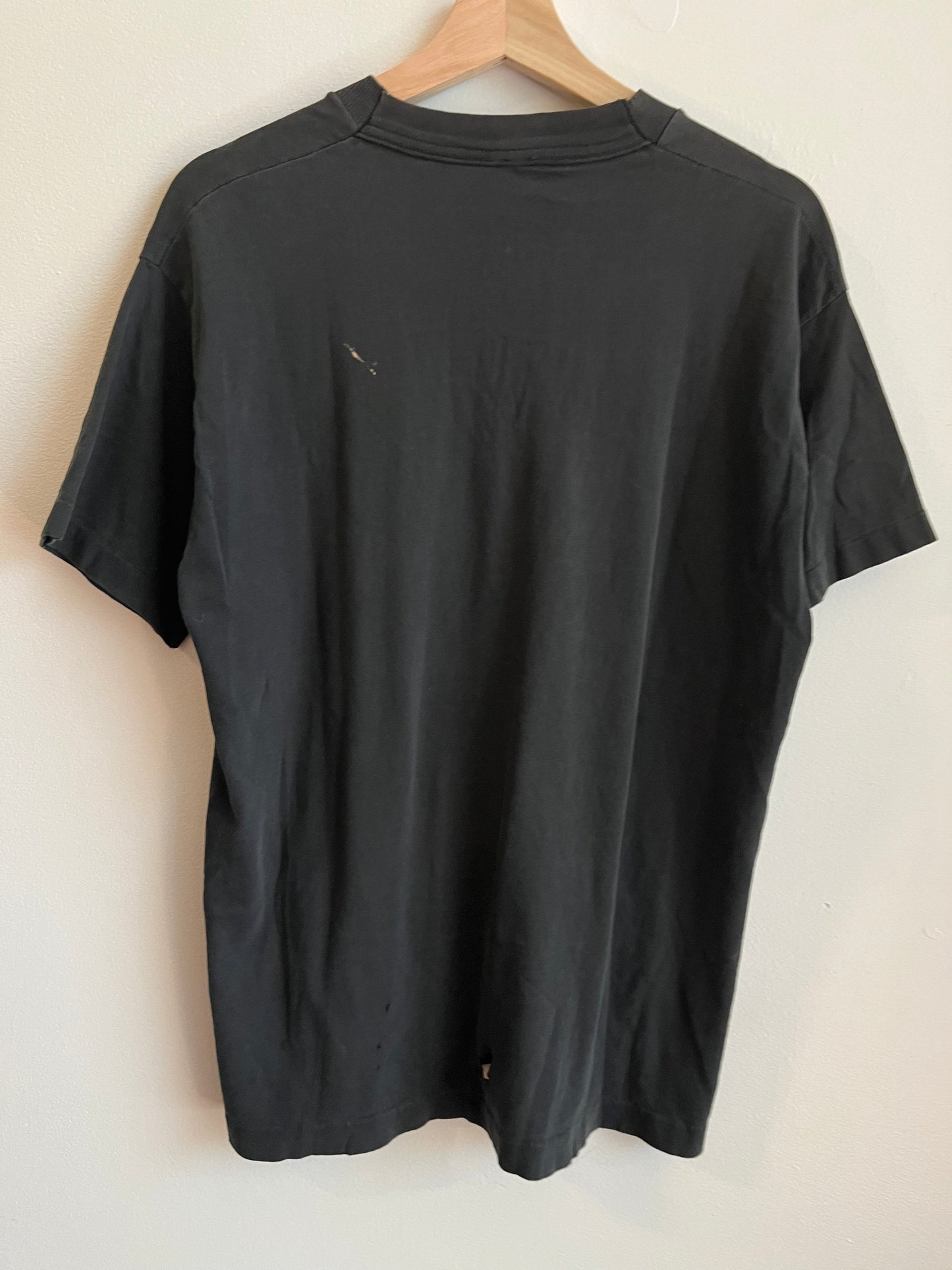 1997 Carolina Panthers Faded Black Spell Out Shirt (M)