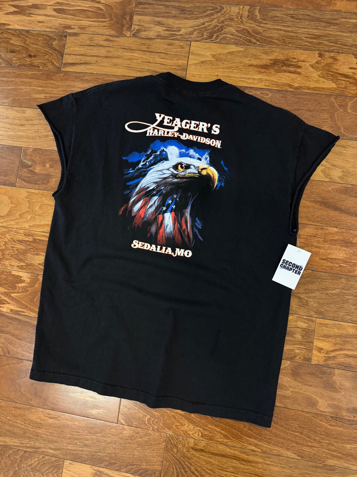 00s Harley Davidson Sedalia, Missouri Eagle Cut Off Tee (XL)