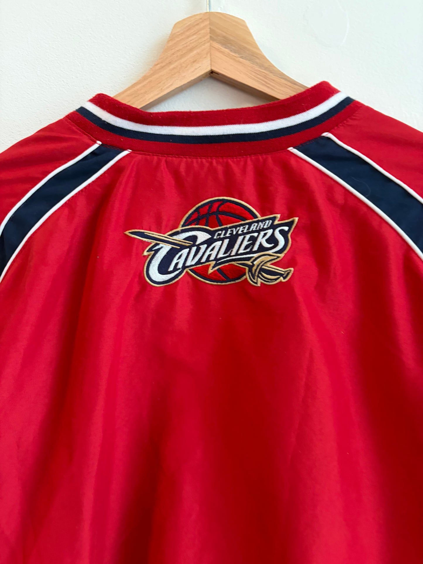 00s Cleveland Cavaliers Vintage NBA Windbreaker (XL)
