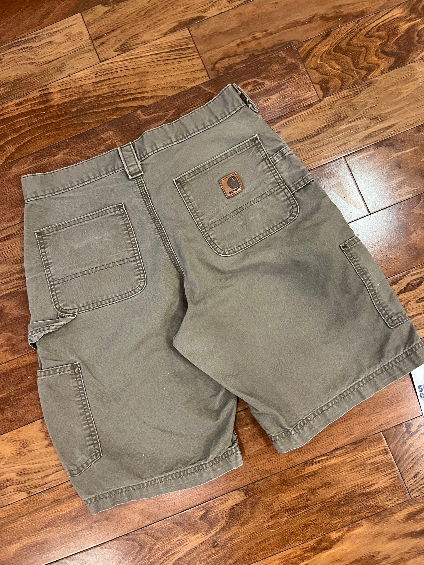 00s Carhartt LBR Carpenter Shorts (30)