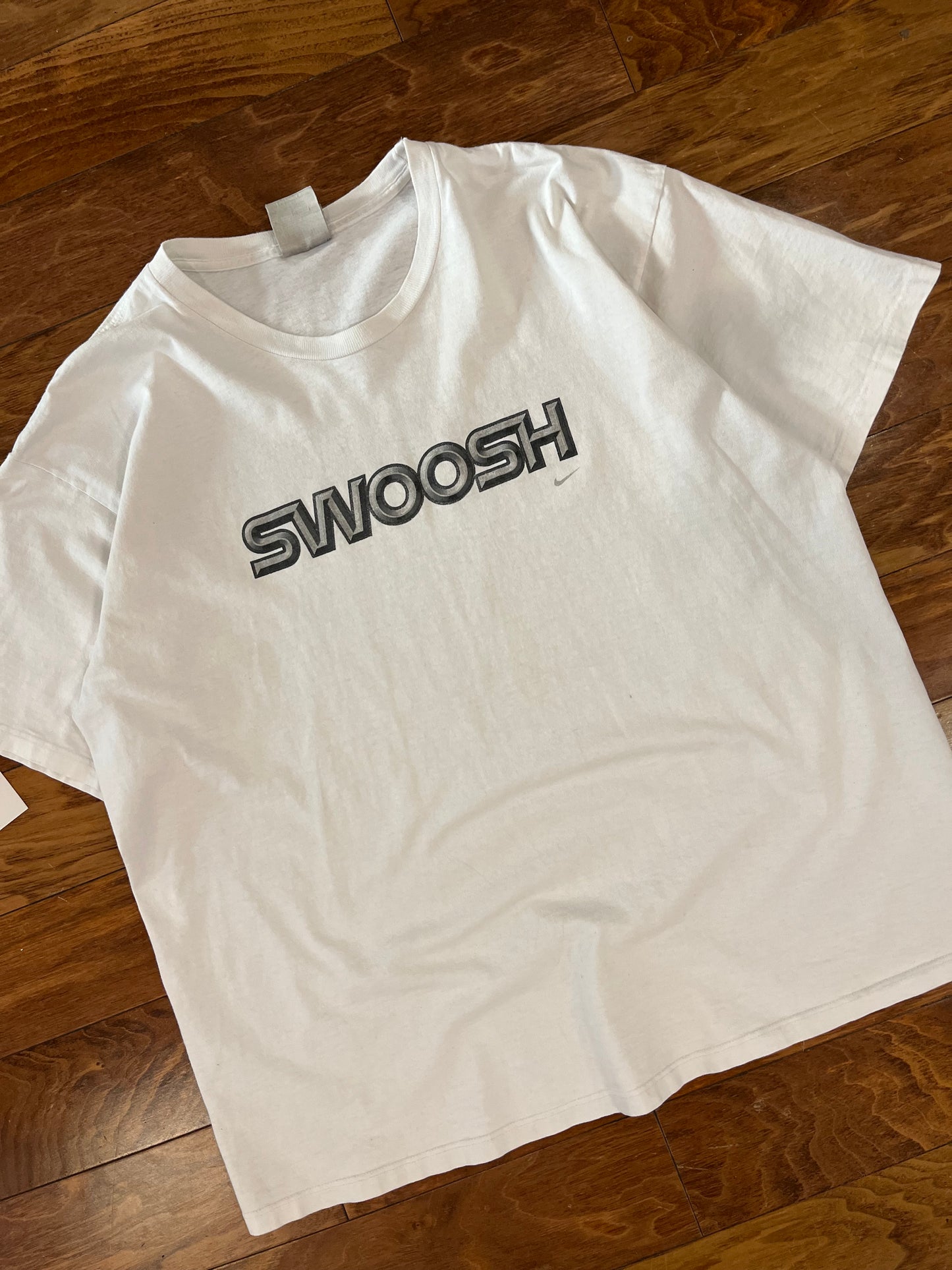 00s Nike "Swoosh" Vintage Tee (XL)