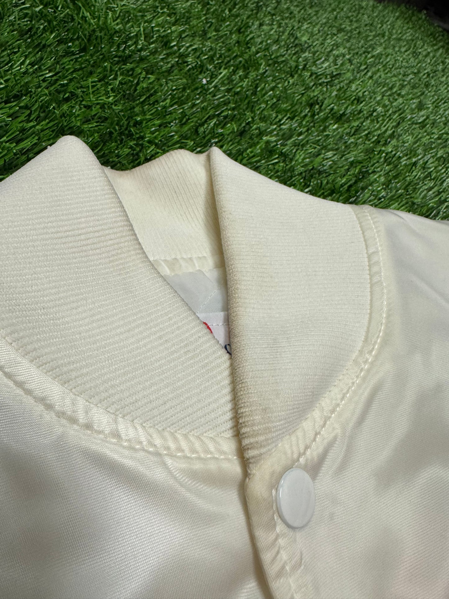 80s Los Angeles Lakers White Starter Satin Jacket (L)