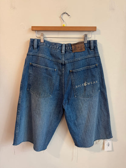 00s Rocawear Baggy Mid Wash Shorts (32)