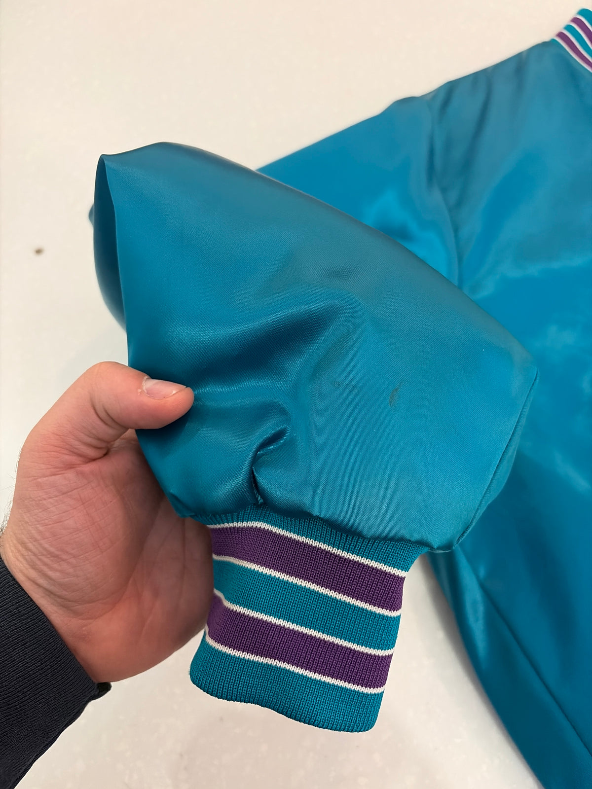 90s Charlotte Hornets Swingster Satin Jacket (L)