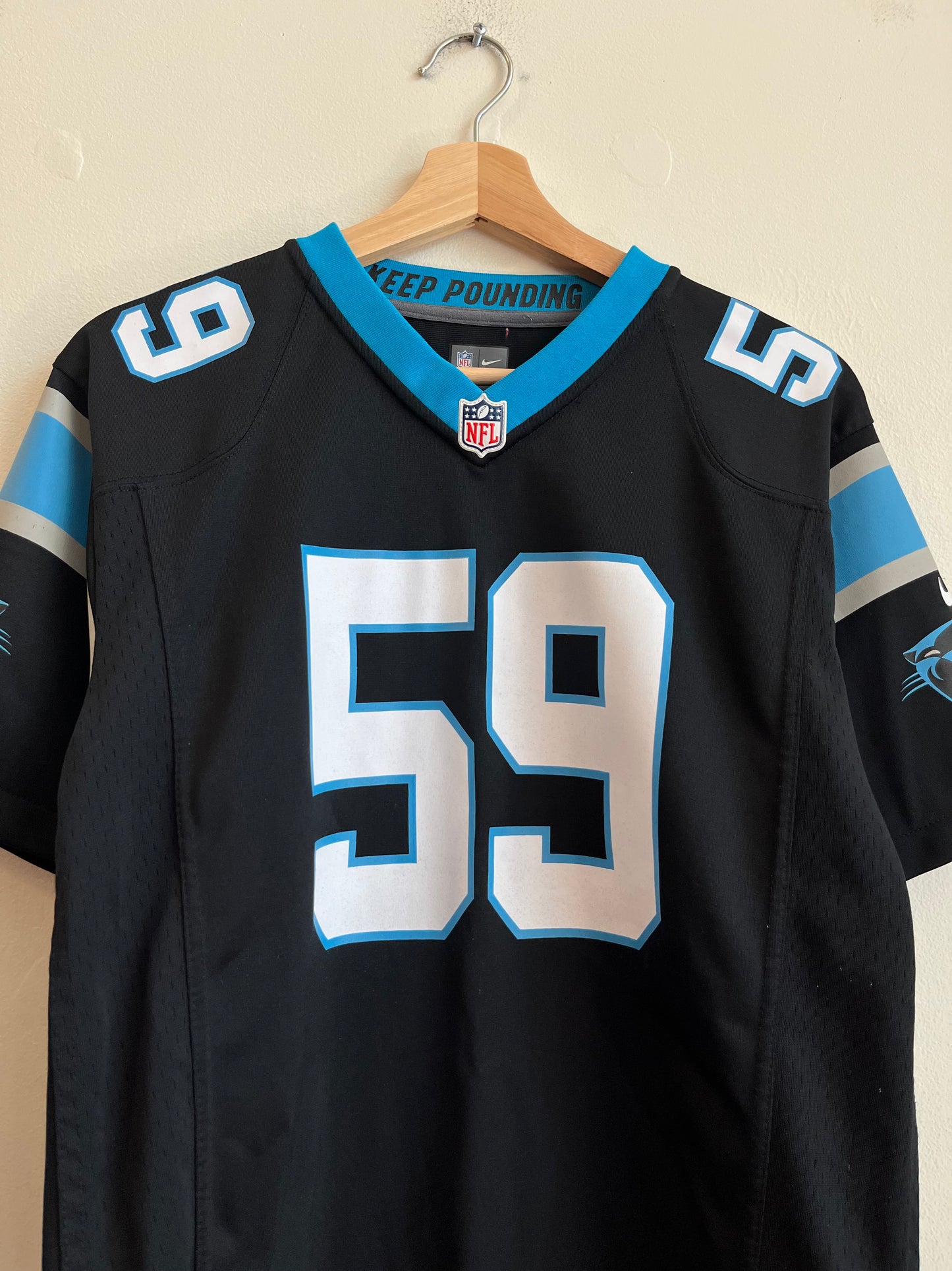 2015 Luke Kuechley Carolina Panthers Nike NFL Jersey (Youth L)