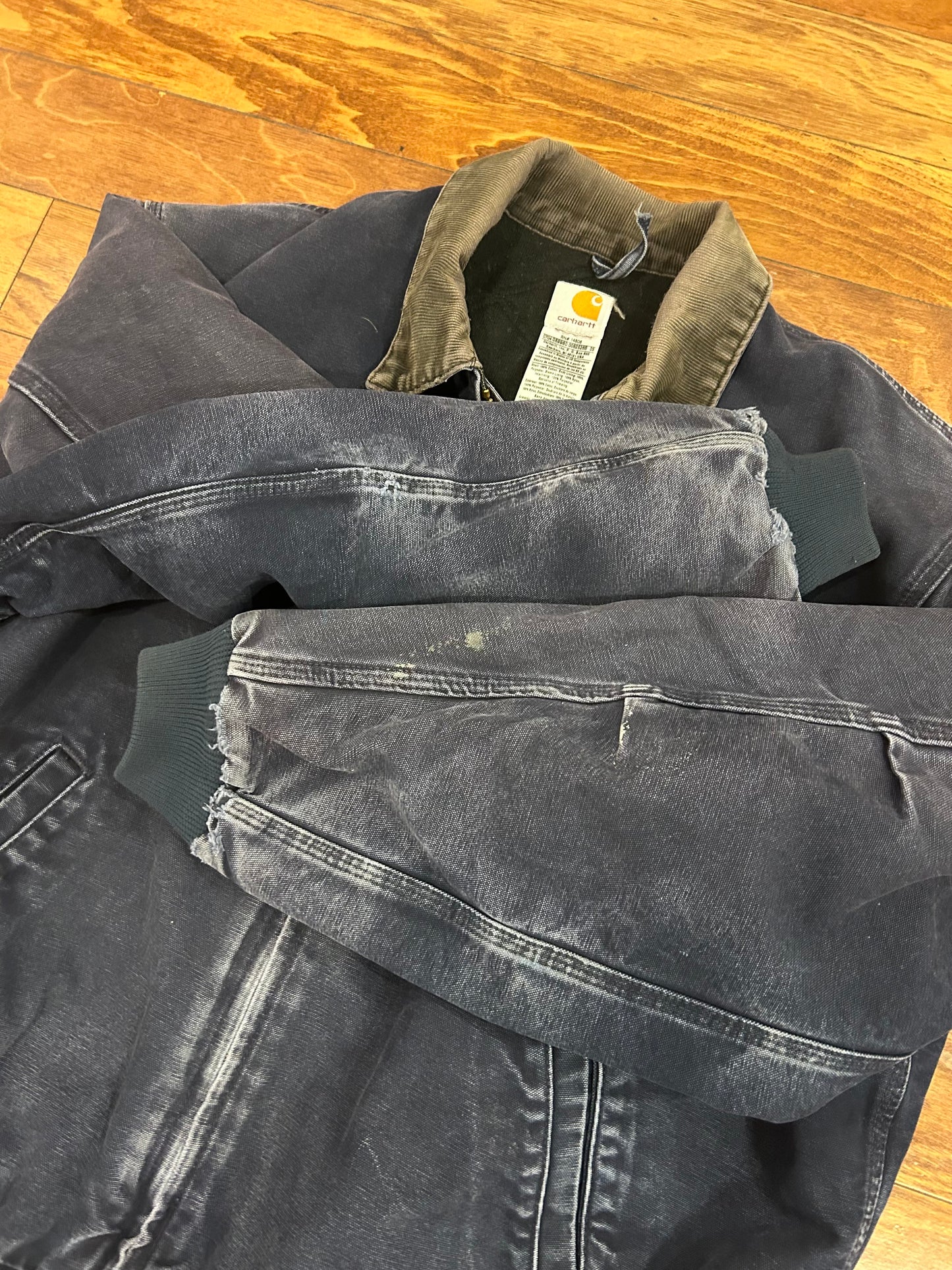 2004 Carhartt Faded Midnight Santa Fe Jacket (XXL)