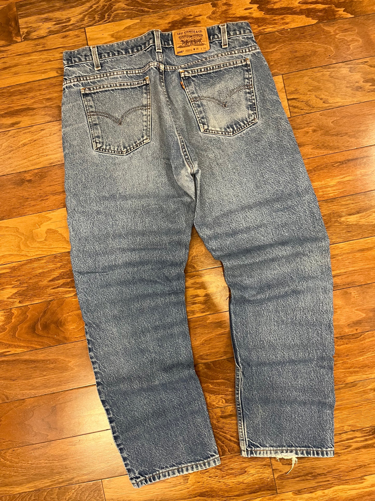 1997 Levi's 505 Orange Tab Blue Jeans (35 x 30)