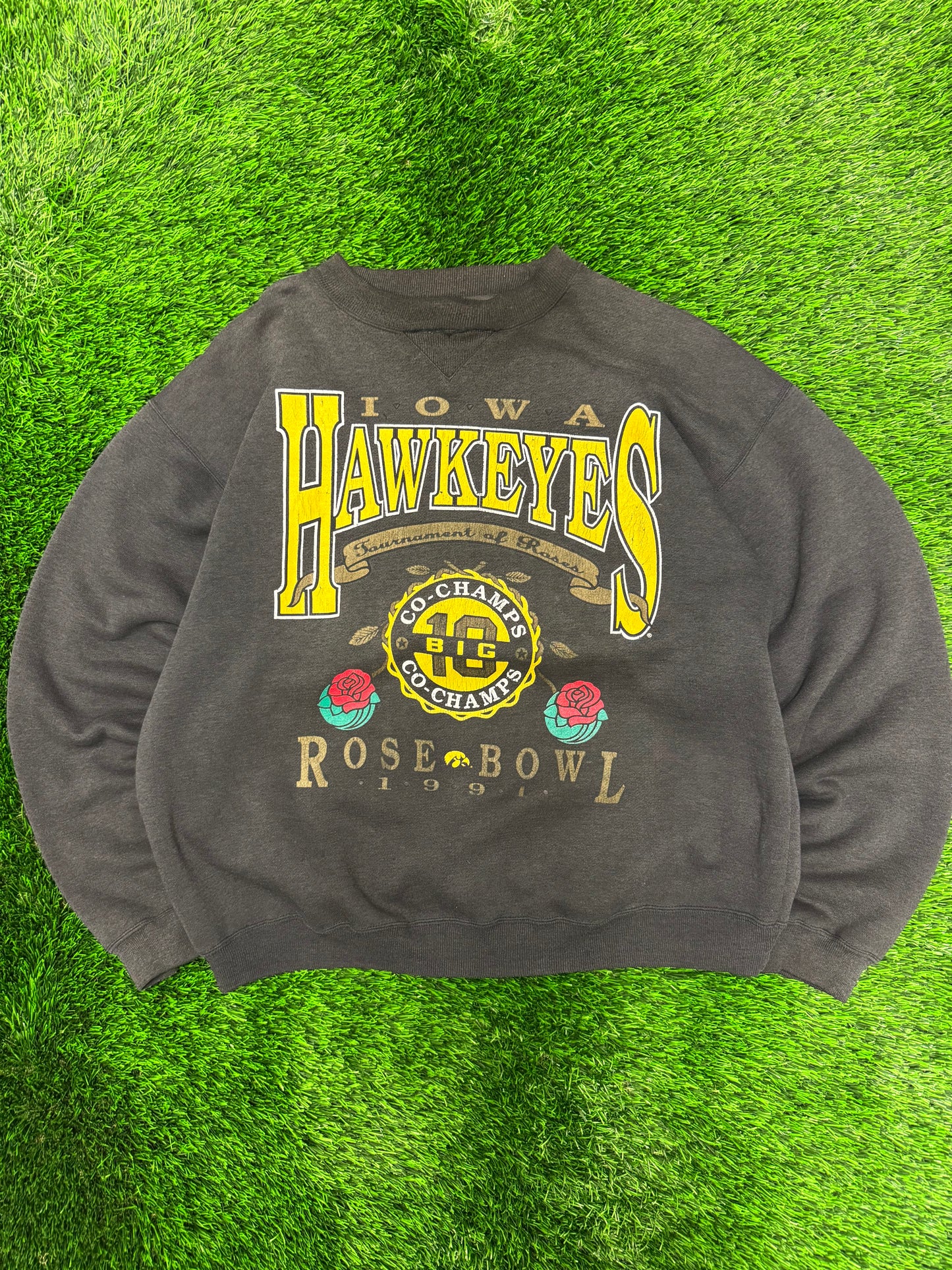 1991 University of Iowa Hawkeyes Rose Bowl Vintage Crewneck (L)