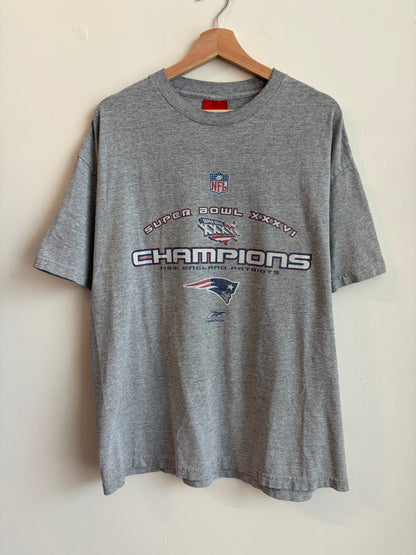 00s New England Patriots Super Bowl XXXVI Tee (XL)