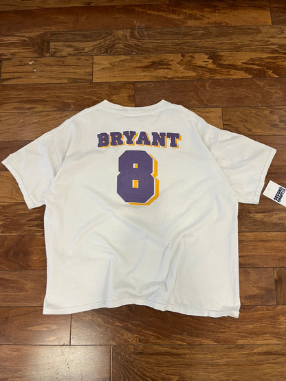 00s LA Lakers NBA Kobe Bryant #8 Boxy Tee (XL)