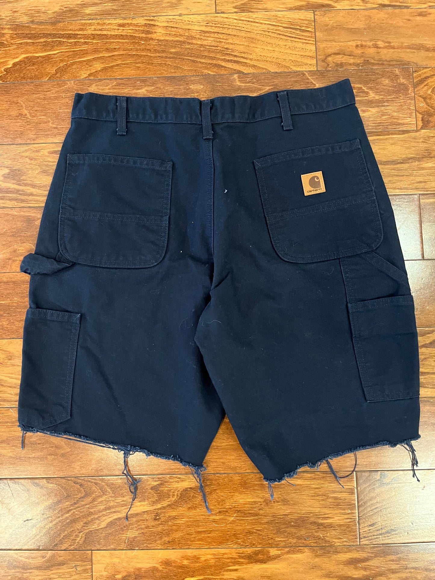 Carhartt Distressed Navy Carpenter Shorts (34)