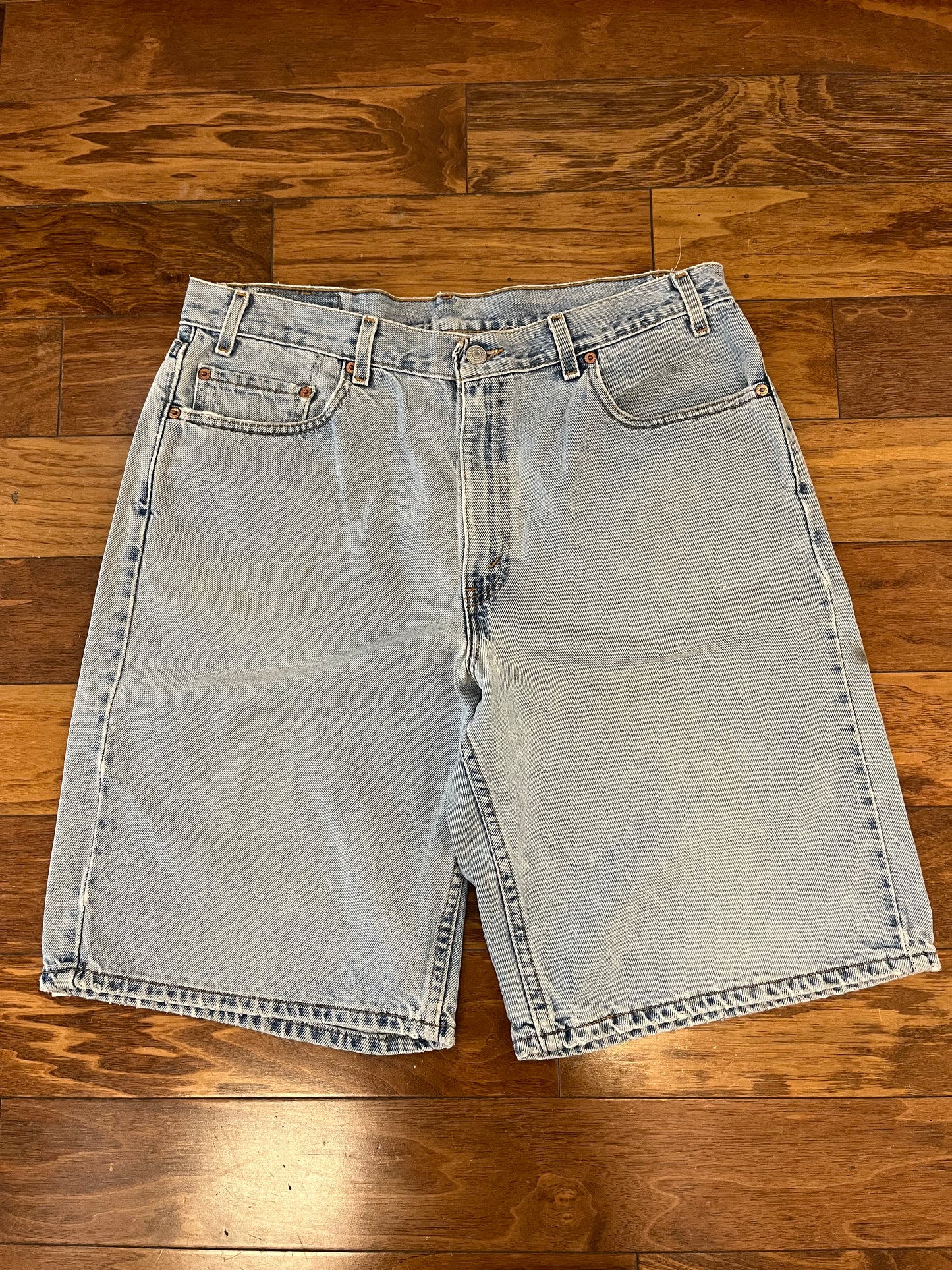 2000 Levi's 550 Baggy Jean Shorts (36)