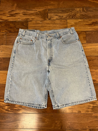 2000 Levi's 550 Baggy Jean Shorts (36)