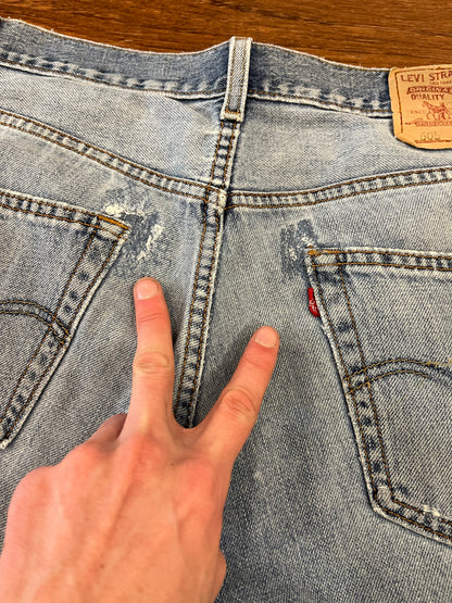 2008 Levi's 505 Distressed Jean Shorts (32)