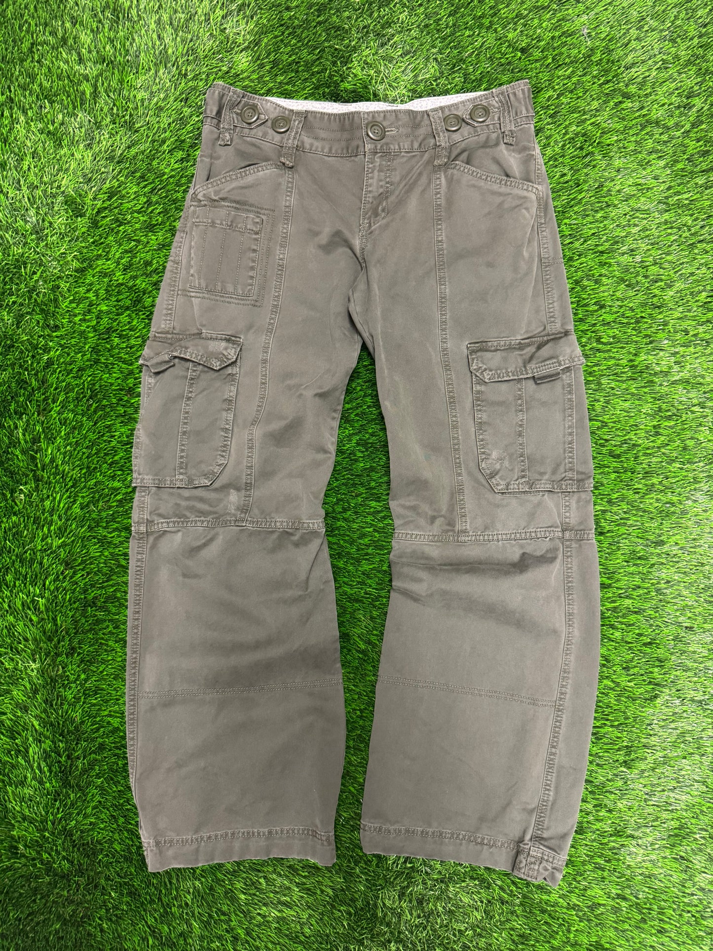 2007 Vintage Old Navy Women's Olive Green Cargo Pants (32 x 32)