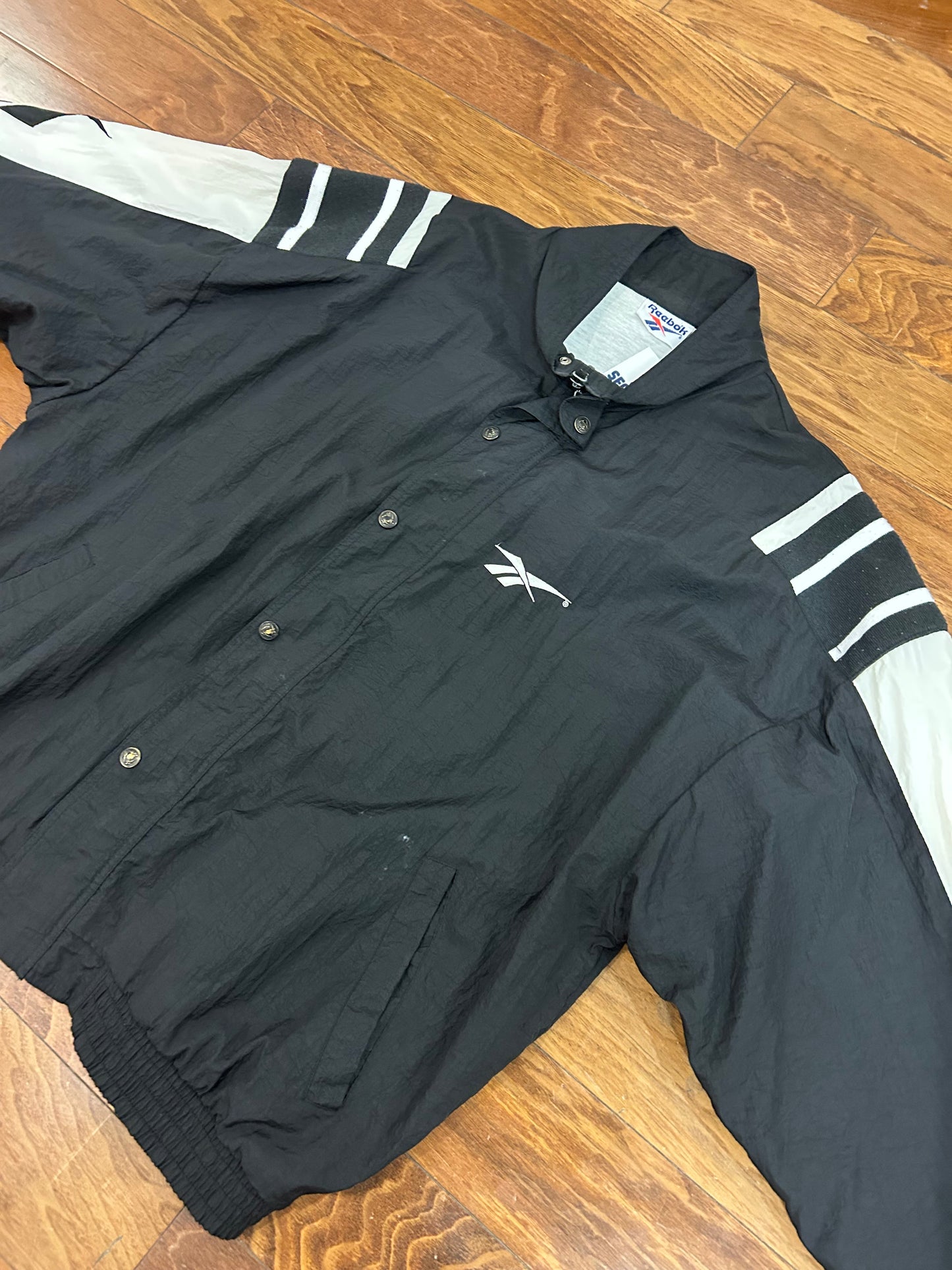 00s Reebok Vintage Black & White Windbreaker (XL)