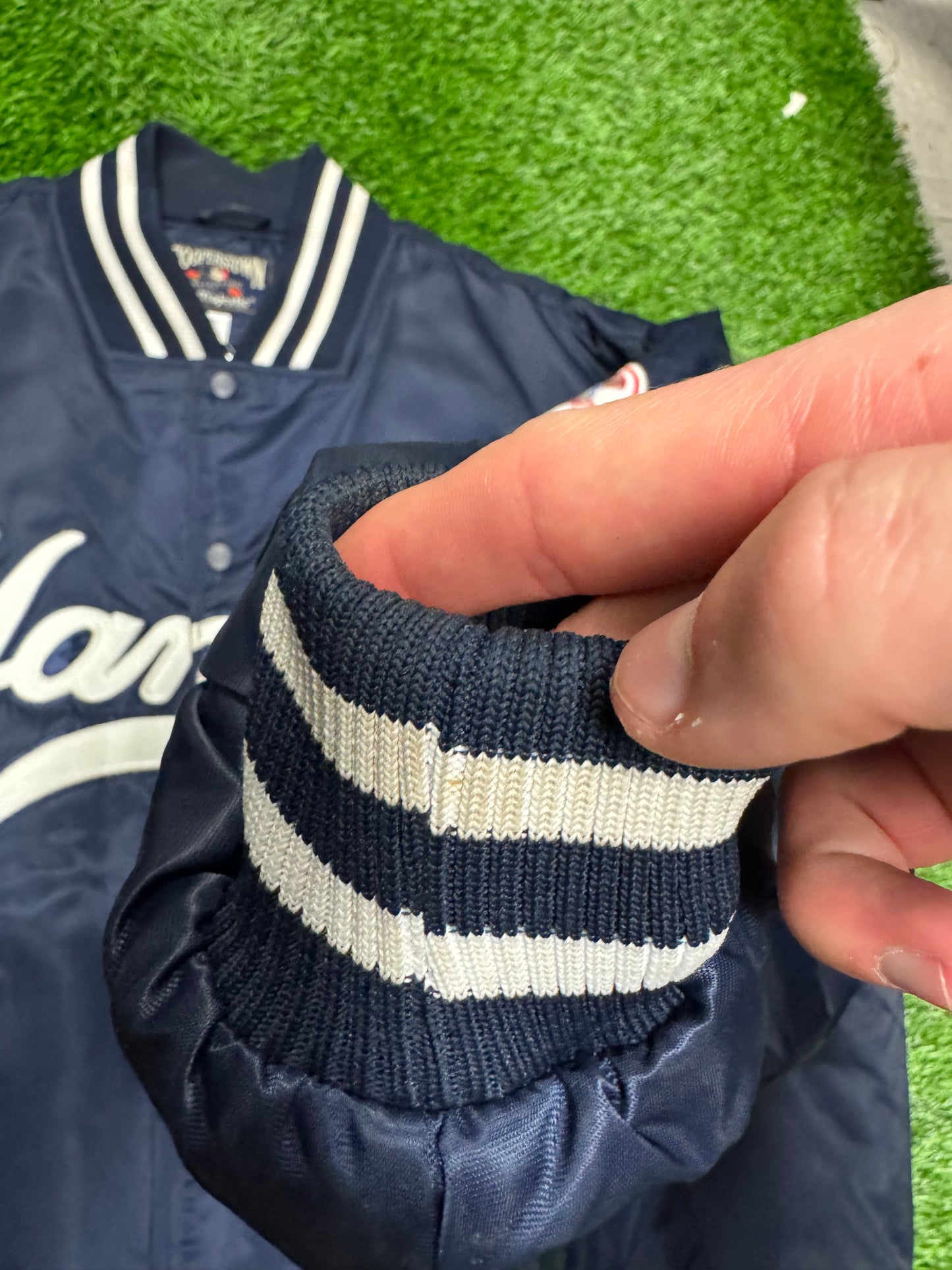 90s New York Yankees Vintage Spell Out Majestic Satin Jacket (XXXL)