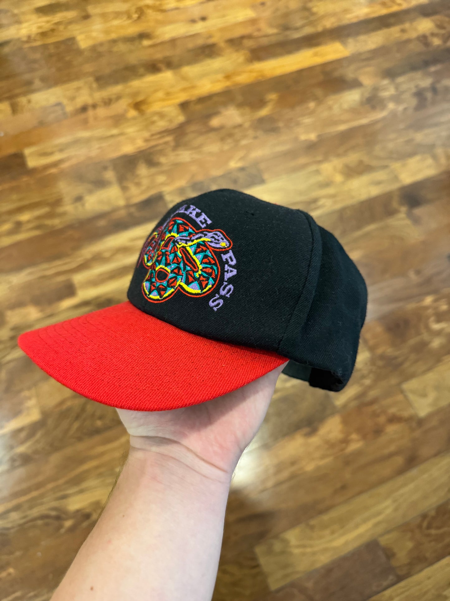 90s Marlboro Adventure Team Snake Pass Graphic Stap Hat (OS)
