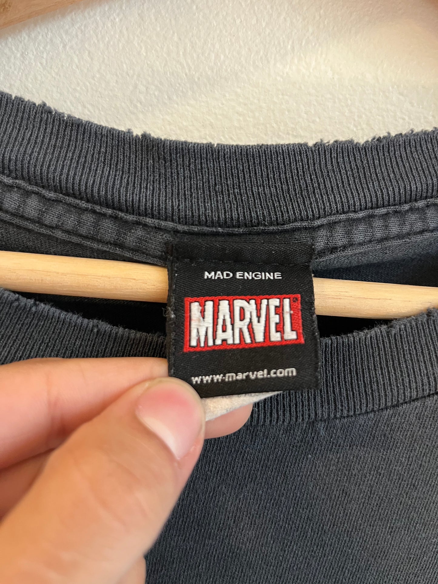 00s Marvel Faded Graphic Tee (XXL)