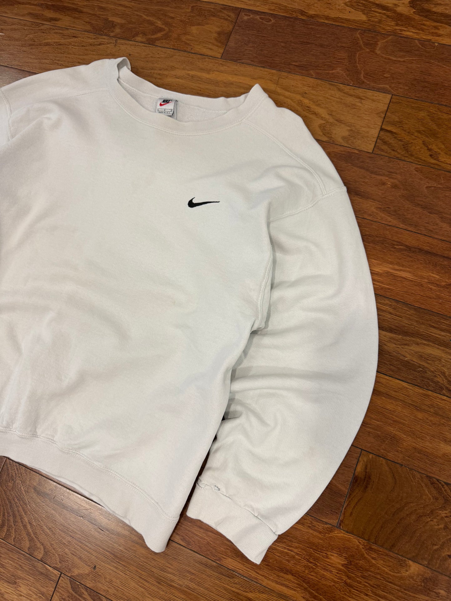90s Nike Essential Swoosh White Vintage Crewneck (L)
