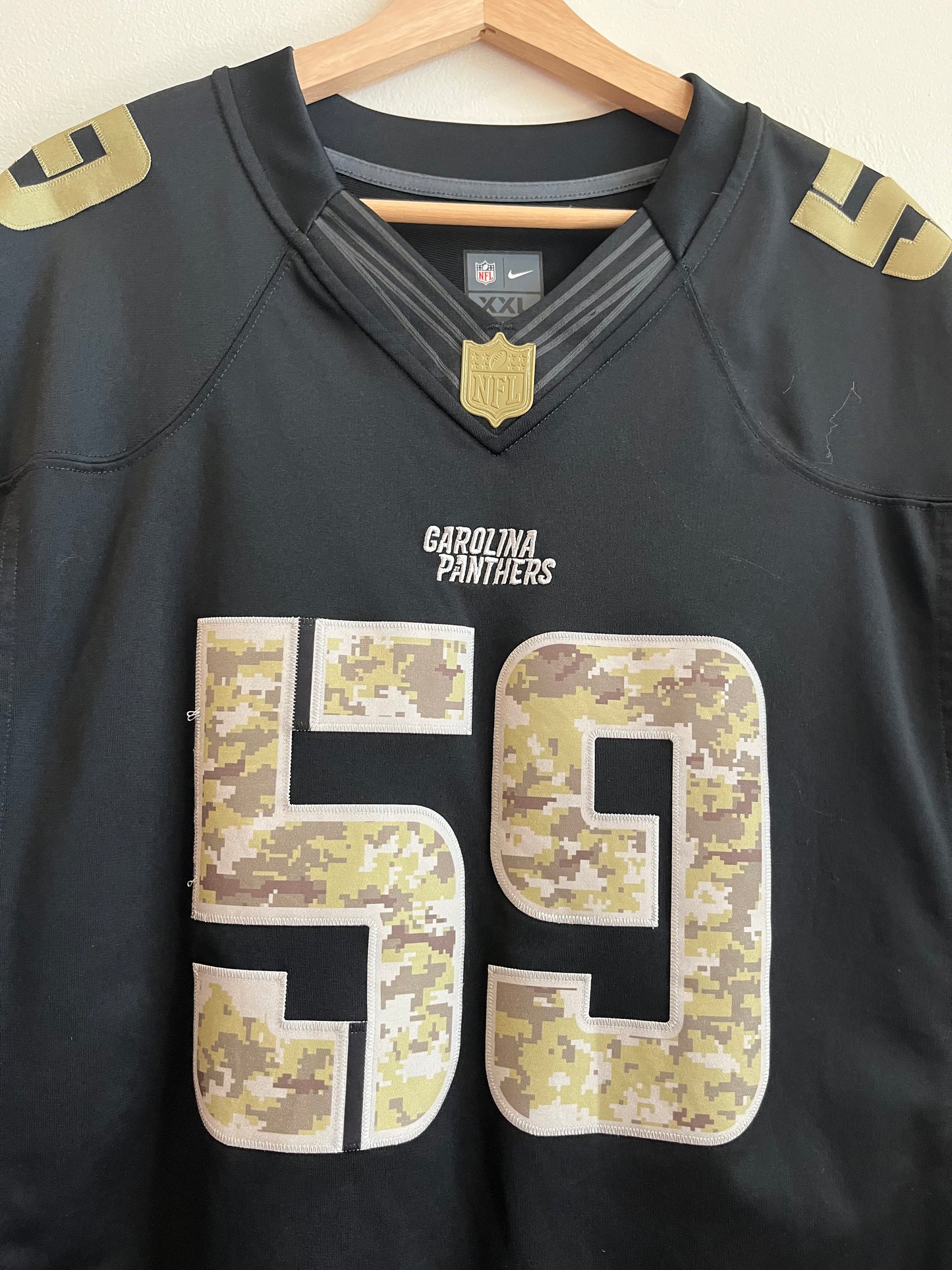 2014 Carolina Panthers Luke Kuechly "Salute To Service" Jersey (XXL)