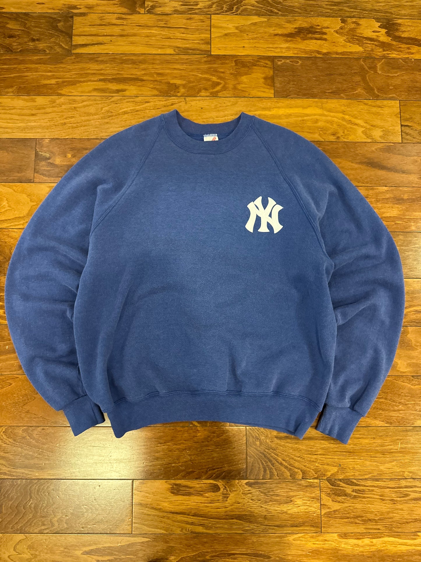90s New York Yankees Jerzees Blue Embroidered Crewneck (XL)