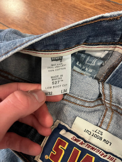 00s Levi's 527 Distressed Boot Cut Jeans (32 x 34)