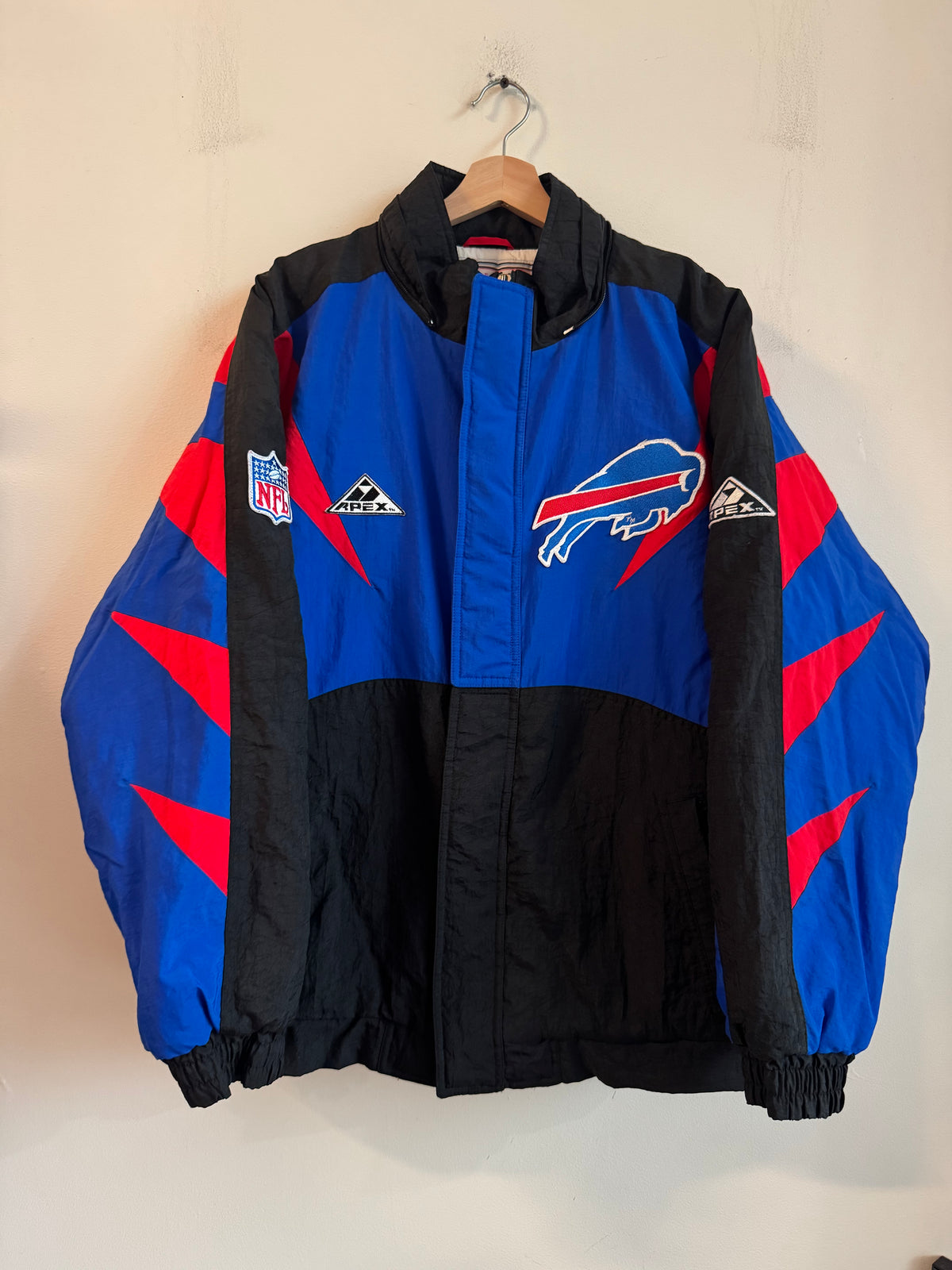 90s Buffalo Bills Apex Shark Tooth Puffer Jacket (XL)
