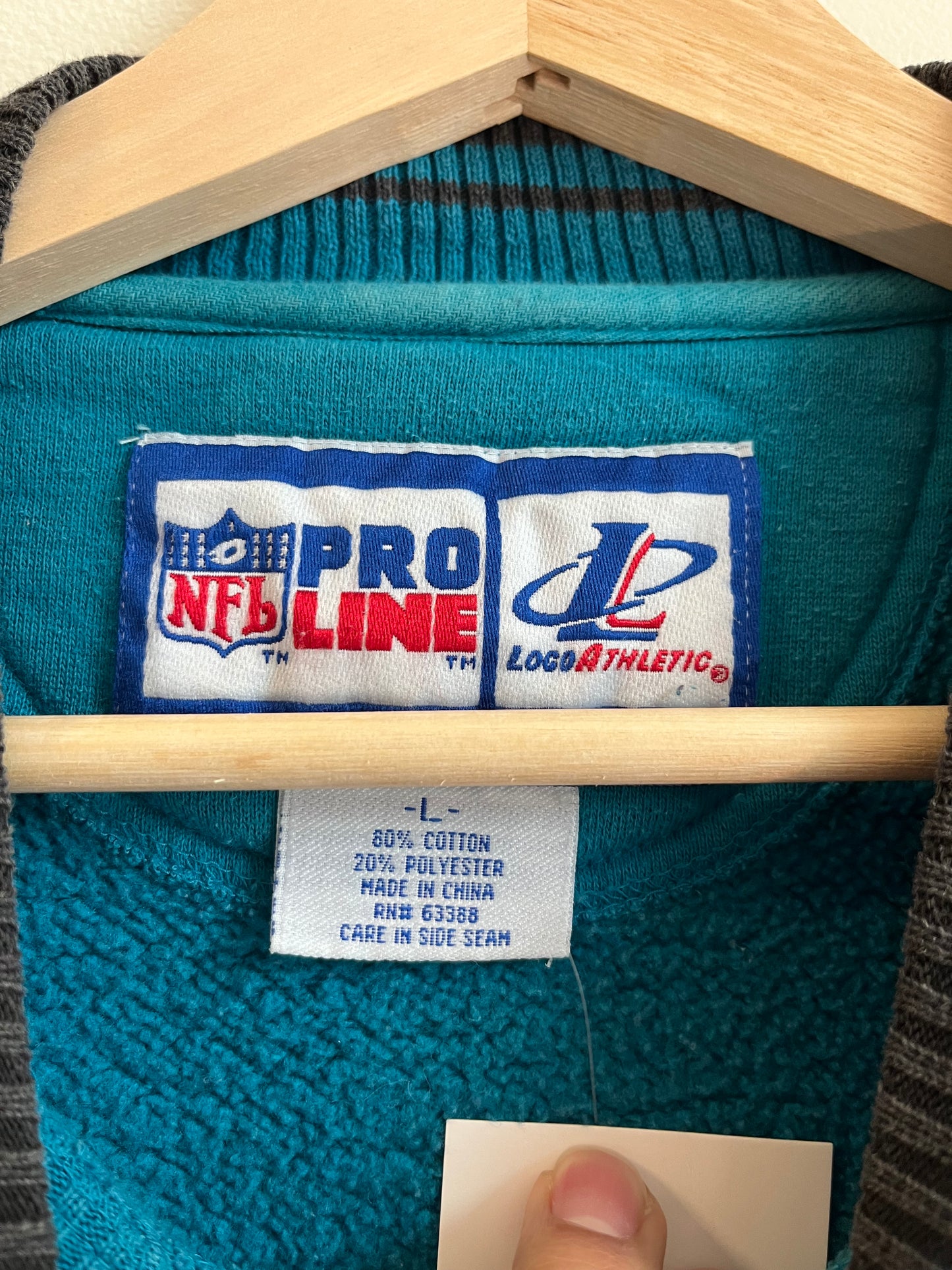1996 Carolina Panthers Logo Athletic Embroidered Crewneck (L)