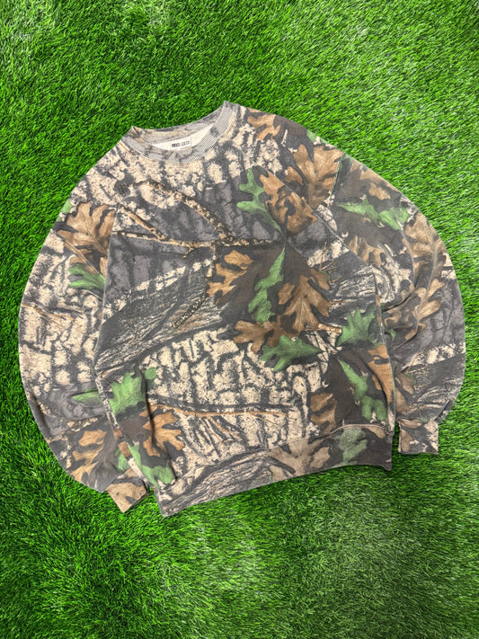 90s Camo Vintage Jerzees Crewneck (L)