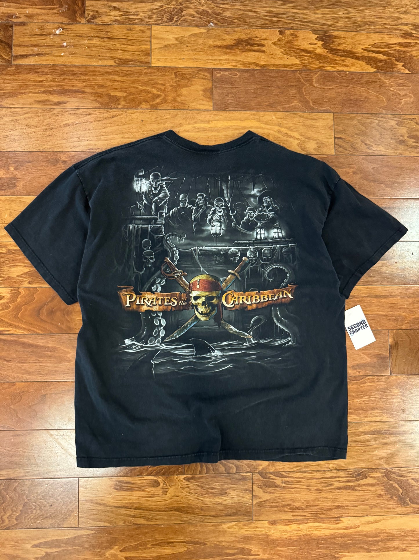 00s Pirates of the Caribbean Black Disney Tee (XXL)