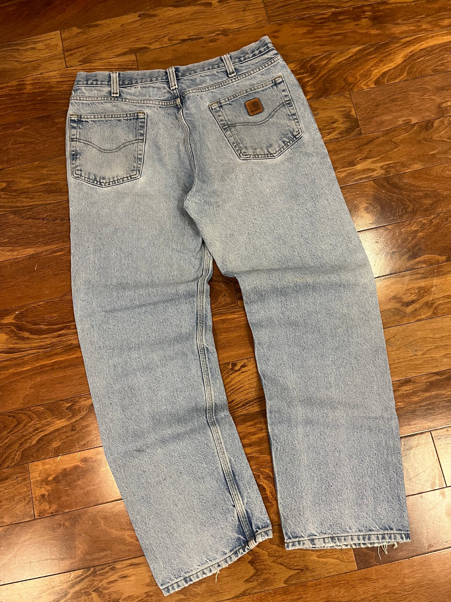 2014 Carhartt Faded Light Wash Blue Jeans (36 x 32)