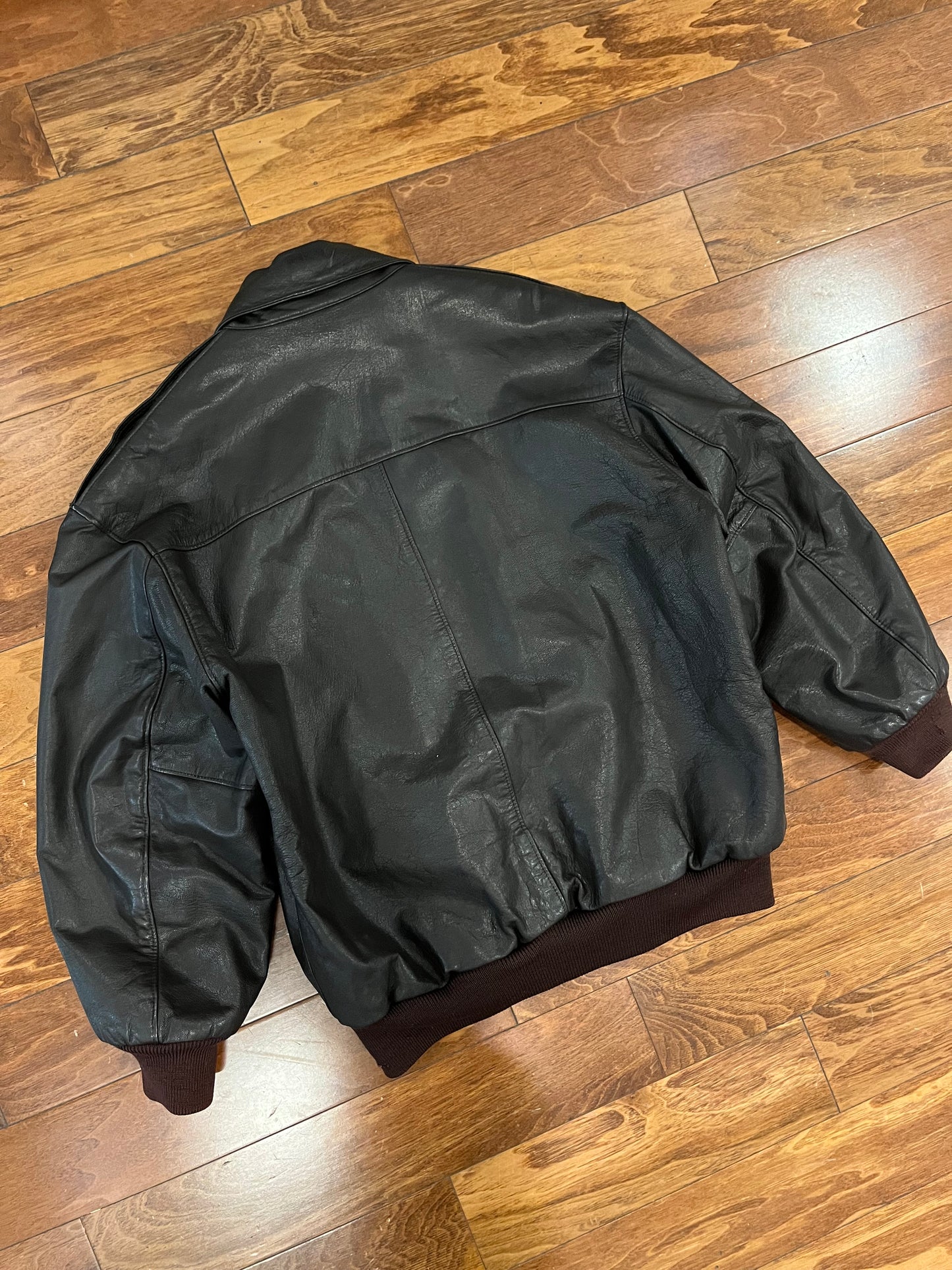 90s LL Bean A2 Aviator Bomber Leather Jacket (M)