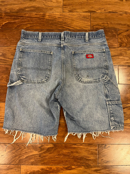 00s Dickies Red Tab Distressed Jean Shorts (36)