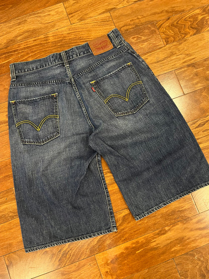 2011 Levi's 579 Baggy Shorts (34)